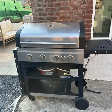 A La Ferme Eight * Recourt (Pas-de-Calais)